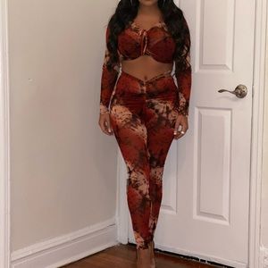 Two piece set